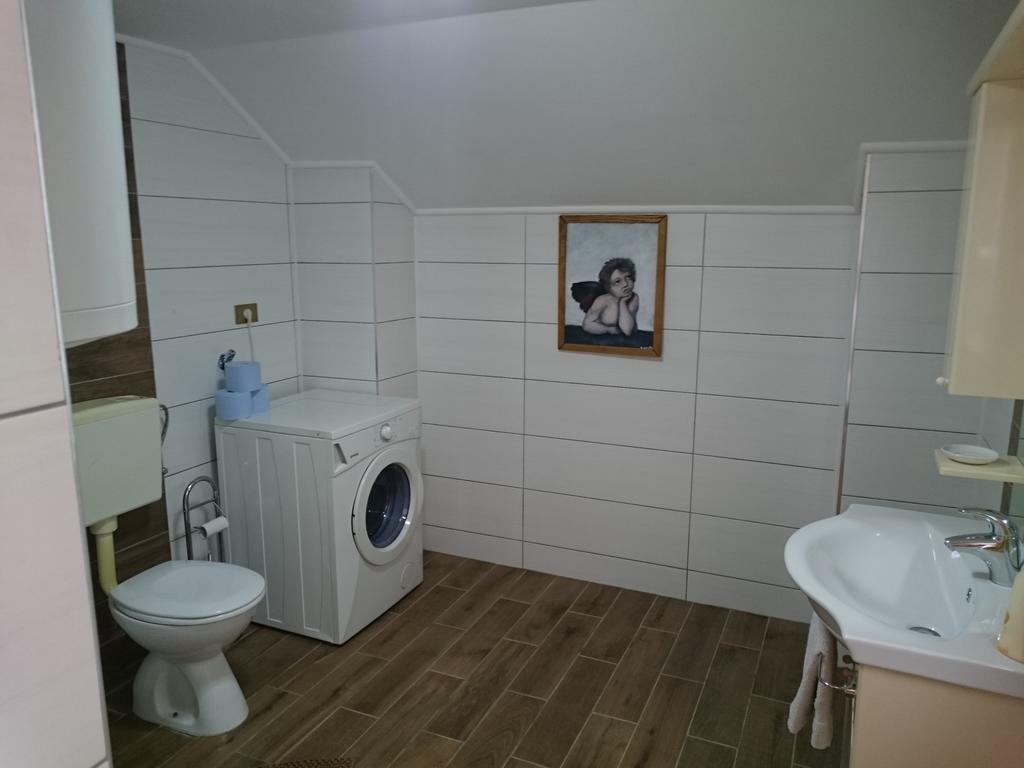 Apartment Sara Umag Exteriör bild